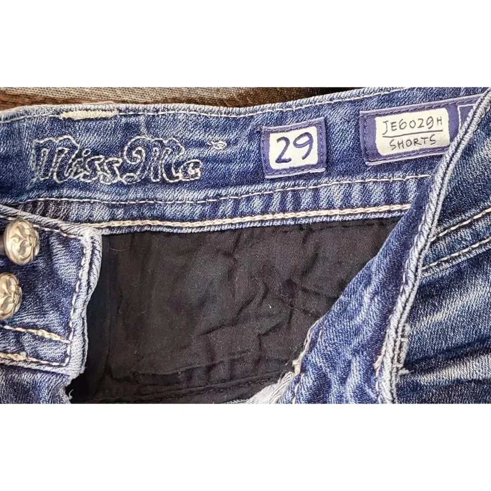 Miss Me denim shorts - Picture 3 of 6